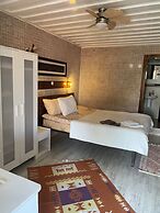 Akropolis Hotel