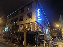 Luna Suites Hotel