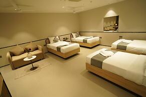 HOTEL SANKET ELITE