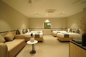 HOTEL SANKET ELITE