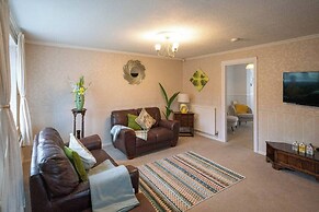 3-bed Westhoughton, Contractors and Parking