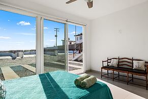 Dog-friendly Beachfront Villa With Pool & hot tub Access Plus Rooftop 