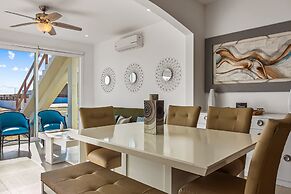 Dog-friendly Beachfront Villa With Pool & hot tub Access Plus Rooftop 