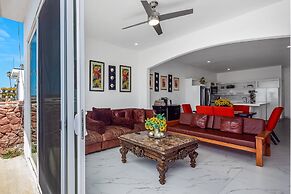 Dog-friendly Home With Partial Ocean View, Heated Pool, Rooftop Terrac