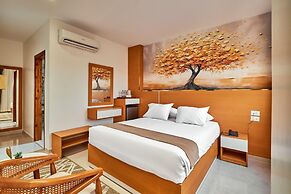 PALMERAS PYRAMIDS HOTEL