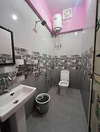 Hotel Shri Narayan & Restaurant