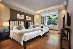 Yangshuo Lijiang Island Riverside Resor