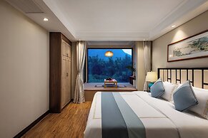 Yangshuo Lijiang Island Riverside Resor