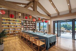 Yangshuo Lijiang Island Riverside Resor
