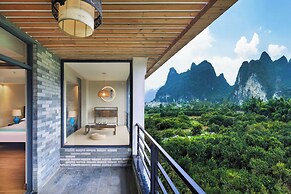 Yangshuo Lijiang Island Riverside Resor