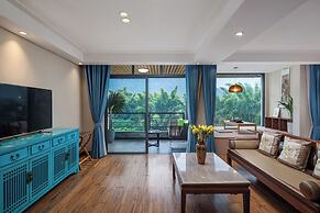 Yangshuo Lijiang Island Riverside Resor