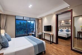 Yangshuo Lijiang Island Riverside Resor