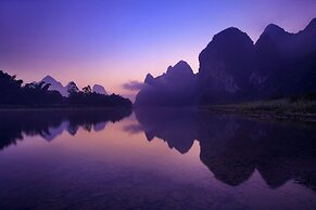Yangshuo Lijiang Island Riverside Resor