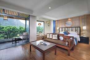 Yangshuo Lijiang Island Riverside Resor