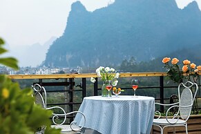 Yangshuo Lijiang Island Riverside Resor