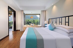 Yangshuo Lijiang Island Riverside Resor