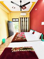 Premium Hotel Girish Heritage Stay