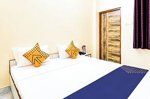 Hotel Mahadeva Stay Prayagraj
