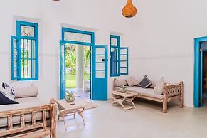 Lake House by Unrushed