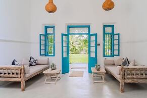 Lake House by Unrushed