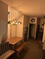 Apartment Sleeps 6 With Hot Tub
