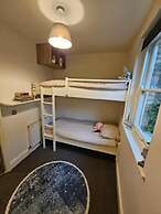 Apartment Sleeps 6 With Hot Tub