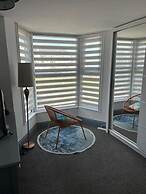 Apartment Sleeps 6 With Hot Tub