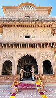 Mahal Khas Palace