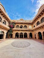 Mahal Khas Palace