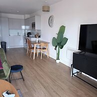 Charming Cozy One-bedroom Apartment With Ps5