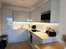 Charming Cozy One-bedroom Apartment With Ps5