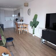 Charming Cozy One-bedroom Apartment With Ps5