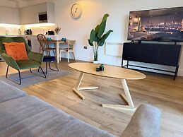 Charming Cozy One-bedroom Apartment With Ps5