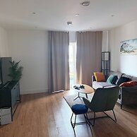 Charming Cozy One-bedroom Apartment With Ps5