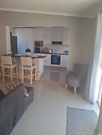 Charming Retreat With Shared Pool in Ethekwini Municipality
