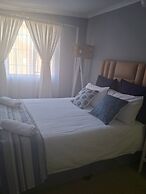 Charming Retreat With Shared Pool in Ethekwini Municipality