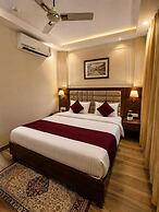 Hotel Lotus Palace