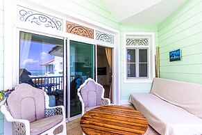 Affordable Apartment With Ocean View