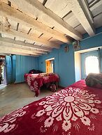 Rangilo Pahad - HOMESTAY