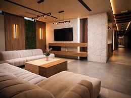 Hedonist Wellness & Spa