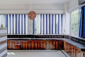 Premium Lakhi Guest House
