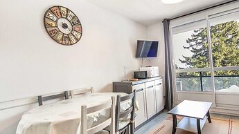 Quiet Mountain Stay in Chamrousse