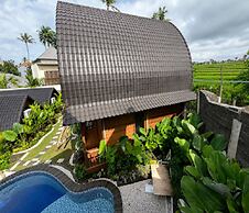 Cozzy De Ravin Canggu