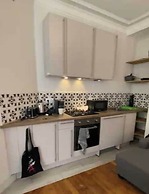 2bdr/4p Apartment Near Batignolles
