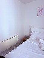 One Bedroom Flat in Mailbox With Free Parking
