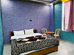 Himani Hotel