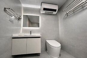 New Golden Mountain Apartments