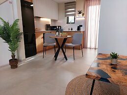 Elea Suites Adelianos Kampos