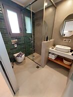 Elea Suites Adelianos Kampos