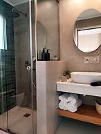 Elea Suites Adelianos Kampos